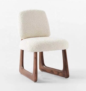 Nuova Sedia da Pranzo Pula in Bouclé dal Design Classico Modernista, Produzione di Massa OEM - Product Image 1