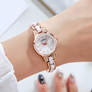 นาฬิกาควอตซ์กันน้ำแบบเรียบง่ายสำหรับผู้หญิง - Product Image 1