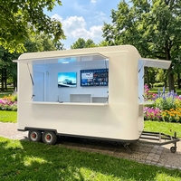 Camion de restauration rapide personnalisé avec équipement complet, grill à hamburgers et machine à boissons glacées