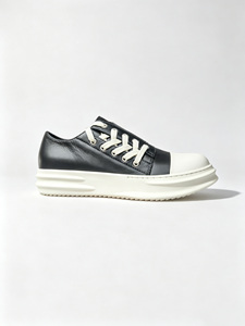Chaussures en cuir véritable à enfiler, design à lanières, semelle en caoutchouc unique, chaussures décontractées - Product Image 5
