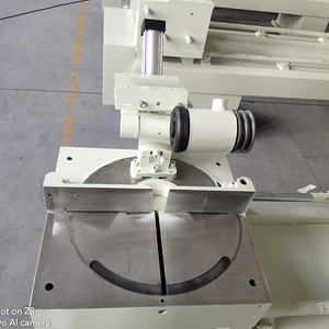 Scie à onglets double haute performance avec utilisation facile pour la découpe d'angles de profil multi-matériaux dans la production de portes et de fenêtres - Product Image 4