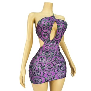 Costume da ballo Xinjiang sexy con strass scintillanti e design speciale, senza schienale, con bretelle, per cantanti, feste, club e spettacoli femminili - Product Image 3