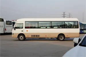 Autobús de montaña automático usado, autobús de viaje de lujo, Toyota, posavasos, 30 asientos