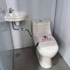 Toilette préfabriquée de luxe sur mesure avec porte de sécurité en acier, design moderne pour usage extérieur - Product Image 2