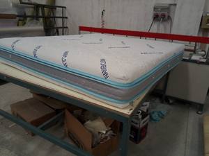 Matelas en mousse à mémoire de forme pour usage domestique double - Product Image 5