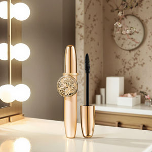 Crème gel 4D à fibres végétales longue tenue et <span class=keywords><strong>waterproof</strong></span>, personnalisable sous marque privée, <span class=keywords><strong>pour</strong></span> cils noirs épais, allongeants et recourbés, végétalienne et à base de plantes, nouveauté 2025 - Product Image 1