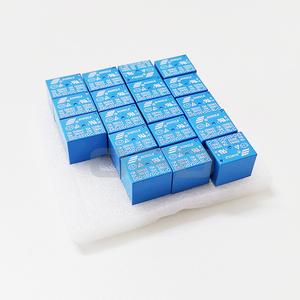 รีเลย์ไฟฟ้า <span class=keywords><strong>SRD</strong></span>-05VDC-<span class=keywords><strong>SL</strong></span>-<span class=keywords><strong>C</strong></span> ขนาด 19.2x15.6 มม. <span class=keywords><strong>5VDC</strong></span> รีเลย์ไฟฟ้าแบบเปลี่ยนวงจรเดี่ยว รุ่น <span class=keywords><strong>SRD</strong></span> สีฟ้า - Product Image 1
