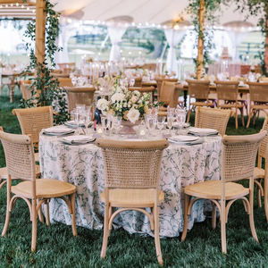 कस्टम सस्ते लोकप्रिय ठोस लकड़ी रतन किराया फर्नीचर आरामदायक रस्सी वापस शादी समारोह कुर्सी - Product Image 1