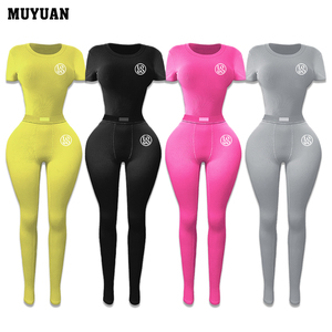 Ensemble 2 pièces côtelé en coton et élasthanne pour <span class=keywords><strong>femme</strong></span>, avec logo personnalisé, manches courtes et pantalon long ajusté, <span class=keywords><strong>tenue</strong></span> décontractée et de sport pour l'été – Grande Vente - Product Image 1