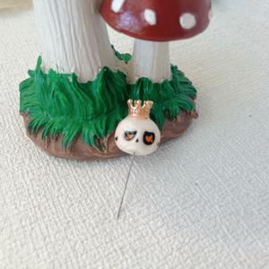 V1 V2 <span class=keywords><strong>V3</strong></span> 17cm poupée pinces à cheveux résine couronne et arc pinces à cheveux 17cm poupée cheveux accessoires chapeaux thème Halloween - Product Image 5