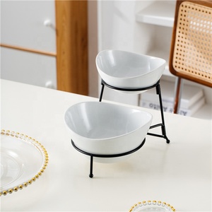Plateau à 2 niveaux en porcelaine blanche de 6 à 7,5 pouces avec support en métal noir, résistant à la chaleur, pour apéritifs, fêtes, mariages, maison et cuisine - Product Image 4