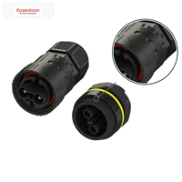 IP68 450V AC Weiblicher Panel-Mount Rundstecker mit Schraubklemme, 2-polig, 17,5A, 0,5-2,5mm für Landschaftsbeleuchtung