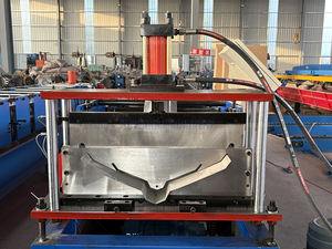 Petit pain en acier galvanisé automatique de panneau de toit de chapeau de crête formant la machine prix bon marché avec des composants de noyau de moteur de roulement de vitesse - Product Image 2