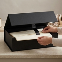 Scatola Regalo di Lusso Personalizzata con Chiusura Magnetica per Prodotti Skincare, Rivestimento in Spugna, Confezione Cosmetica Artigianale in Carta Riciclata