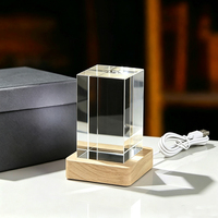 Bloque de Cristal K9 Sólido de 5*5*8CM con Base LED para Grabado Láser 3D, Cristal Transparente con Caja de Regalo Negra, MOQ Bajo