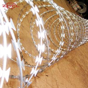 Alambre de Acero Galvanizado de Alta Resistencia en Espiral para Protección Segura de Obras de Construcción - Product Image 6