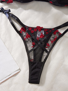 Conjunto de Lencería de Encaje con Bordado Floral de Rosas Negras, Conjunto de Sujetador con Aros y Tanga de Malla Transparente, Lencería Francesa - Product Image 6