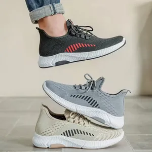 2024 vendita calda scarpe da uomo nuove scarpe sportive casual traspirante da uomo jogging scarpe da uomo produttori spot all'ingrosso