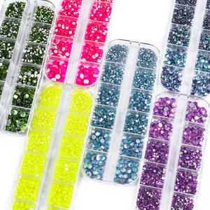 Set de 12 cajas de brocas para <span class=keywords><strong>uñas</strong></span> de fondo plano con 12 compartimentos, modelo Summer 2100, con <span class=keywords><strong>uñas</strong></span> de cristal brillantes para decoración DIY de fundas de teléfono - Product Image 2