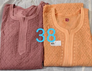 Belle Allover Chikankari Kurta avec pantalon assorti travail à la main et broderie de fil fin pour les occasions ethniques et formelles - Product Image 4