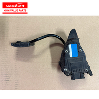 Pédale d'accélérateur pour Renault Master II - Commande de changement de vitesse - Référence 7700314526 6PV008 119-063