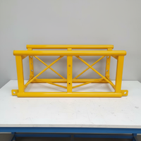 Section de mât de monte-charge de chantier Q345B en acier structurel haute résistance, anticorrosion, longueur personnalisable, compatible SC200/200 et autres