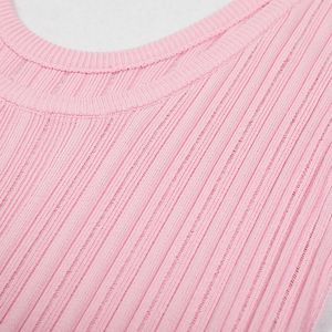Miniabito in maglia da donna semplice con vita naturale, plissettato, a balze, scollo rotondo, senza maniche, lavorazione traforata, tinta unita, modello 2026 - Product Image 4