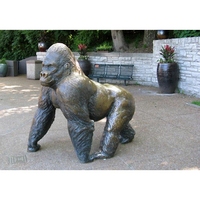 Statue d'orang-outan en bronze coulé, moderne, pour décoration de jardin extérieur, représentant un animal debout et en marche