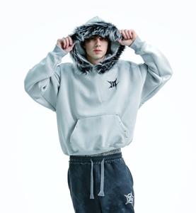 هوديز شتوية مخصصة للرجال من مصنعي الملابس، بسحاب وياقة من الفرو الصناعي، مصنوعة من قطن تيري الفرنسي، بتصميم فضفاض وسادة - Product Image 2