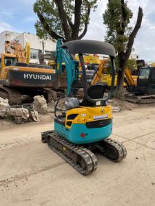 Mini-excavatrice Kubota U17 d'occasion, 1,57 tonne, compacte, à chenilles, pour travaux agricoles et de construction - Product Image 2