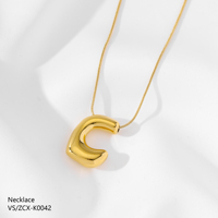Elegante y Lujoso Collar de Acero Inoxidable 304 Chapado en Oro de 18k con Letras, Joyería para Mujer al por Mayor