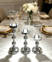 Hurricane Kerzenhalter, Eleganter Hoher Stabkerzenständer, Optional Säulenkerze, Maßgefertigte Größe & Oberfläche für Hochzeitstisch Heim-Deko