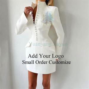 Elegante <span class=keywords><strong>Abito</strong></span> Nero <span class=keywords><strong>Doppiopetto</strong></span> con Cintura Abbinata e Vestibilità Aderente in Vita - Product Image 4