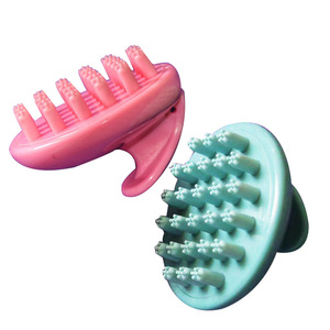 <b>Pet</b> Bath Massage Comb Silicone 9Cm X 8Cm For Dog Massage Grooming Tool - Product Image 3