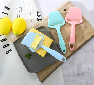 Couteau à beurre LMK 127 en gros, outil de cuisine multifonction, accessoires, trancheur de fromage en plastique - Product Image 6