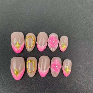 Ongles courts en forme d'amande faits à la main de haute qualité dentelle sculptée français réutilisable sur les ongles vente en gros - Product Image 4