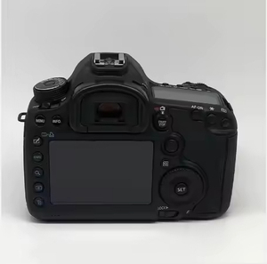 กล้องดิจิตอลมิเรอร์เลส Sony RX100M7 สีดำ ถ่ายวิดีโอ 4K สำหรับการเดินทาง ถ่ายภาพสตรีทแฟชั่น พร้อมการ์ดหน่วยความจำ SD - Product Image 2