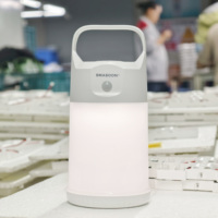 Luz LED con Sensor para Exteriores, Batería de Litio, Clasificación IP67, Garantía de 3 Años, Control Múltiple (Sonido/Interruptor/Control Remoto), Temperatura de Color Dual, para Camping