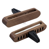 Accessoires pour l'intérieur de la voiture Rafraîchisseur d'air en bois Aromathérapie mentale Support pour voiture Clip Diffuseur en bâton d'huile essentielle