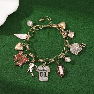 <span class=keywords><strong>Bracelet</strong></span> <span class=keywords><strong>de</strong></span> football pour femme, plaqué or, avec breloques chaussures, casques et nœuds pour le jour du match, bijoux pour les fans - Product Image 3