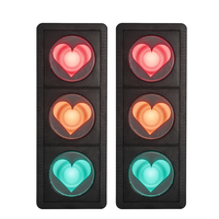 Feu de signalisation LED en forme de cœur à haute luminosité, résistant aux chocs, lampe de signalisation personnalisée pour la sécurité routière commerciale