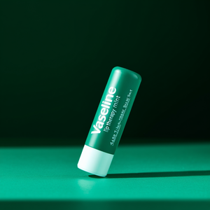 Vaseline Lip Therapy Mint 4.8g Bálsamo Labial Hidratante Para Todo Tipo de Piel - Product Image 3