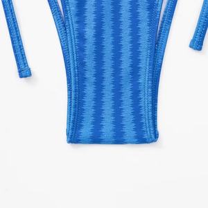 ชุดว่ายน้ำบิกินี่ทรงสามเหลี่ยมแบบผูกเชือกสำหรับผู้หญิง ดีไซน์เนอร์คุณภาพสูง พร้อมบราดันทรง ชุดว่ายน้ำเนื้อผ้ามีลายพิมพ์สำหรับใส่ไปชายหาด - Product Image 3