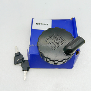 ฝาครอบถังน้ำมันเชื้อเพลิงเหล็กความแข็งแรงสูง 123/05892 พร้อมกุญแจ 2 ดอก สำหรับรถตักล้อยาง 2CX/2CXSL/4CX/3CX อะไหล่รถแบคโฮ - Product Image 5