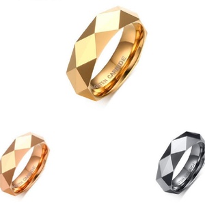 Anillo de Diseño Geométrico Facetado, Moderno y Elegante, Antiarañazos, Anillos de Promesa para Parejas - Product Image 1