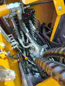 XE80E Crawler Excavator <b>8</b> <b>Ton</b> Hydraulic <b>Digger</b> Reliable Kubota V3307 Engine Luxury A/C Cab High Flow Compact Machine Ready - Product Image 2