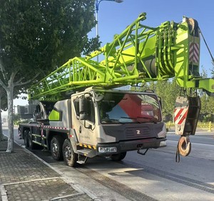 Grúa Telescópica sobre Ruedas Zoomlion de Segunda Mano, Grúa Hidráulica de 35 Toneladas - Product Image 3