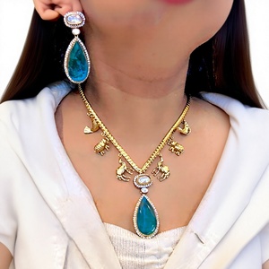 Elegante moda Moissanite calidad Premium CZ doblete piedra semipreciosa diseñador chapado en oro collar conjunto pendientes regalo de boda - Product Image 2