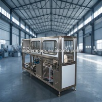 Ligne de production d'eau minérale en bouteille en plastique automatique électrique de 5 gallons à haute productivité avec précision de 2 ml