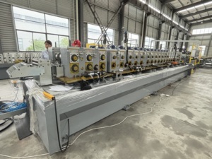 中国サプライヤー 自動タイル成形機 壁用 PLC制御 3年保証 - Product Image 1